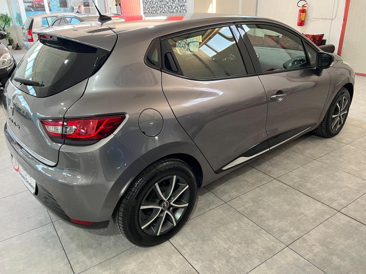 Renault Clio 1.2 73 CV GPL - LIVE - 2013