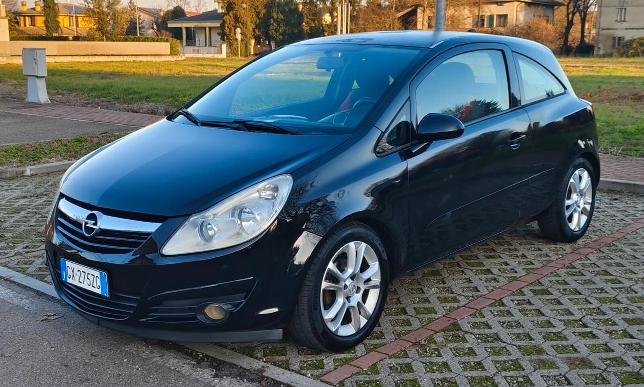 Opel Corsa 1.2 3 porte Sport
