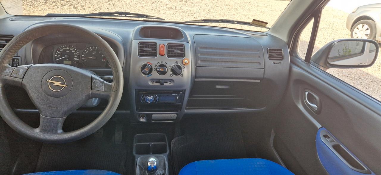 Opel Agila 1.2 16V Club