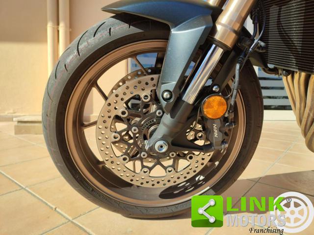 HONDA CB 650 R