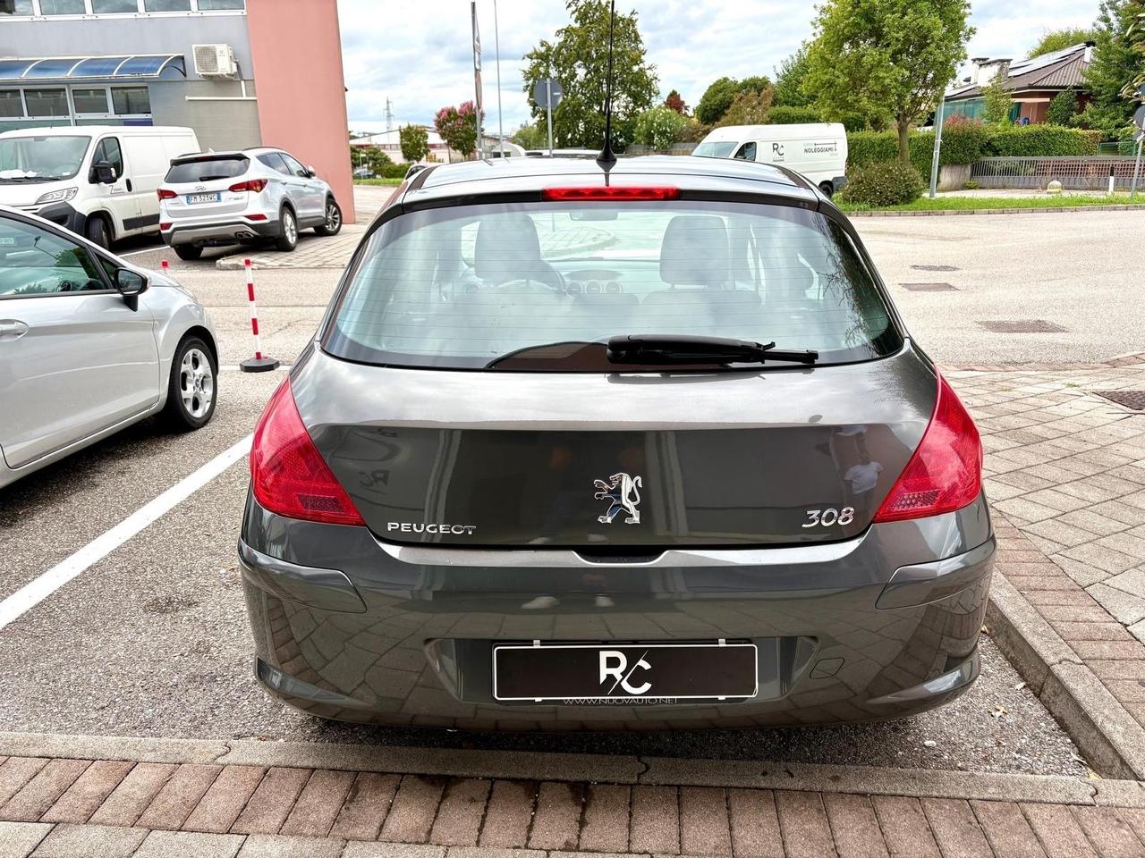 Peugeot 308 1.6 VTi 120CV 5p. Active