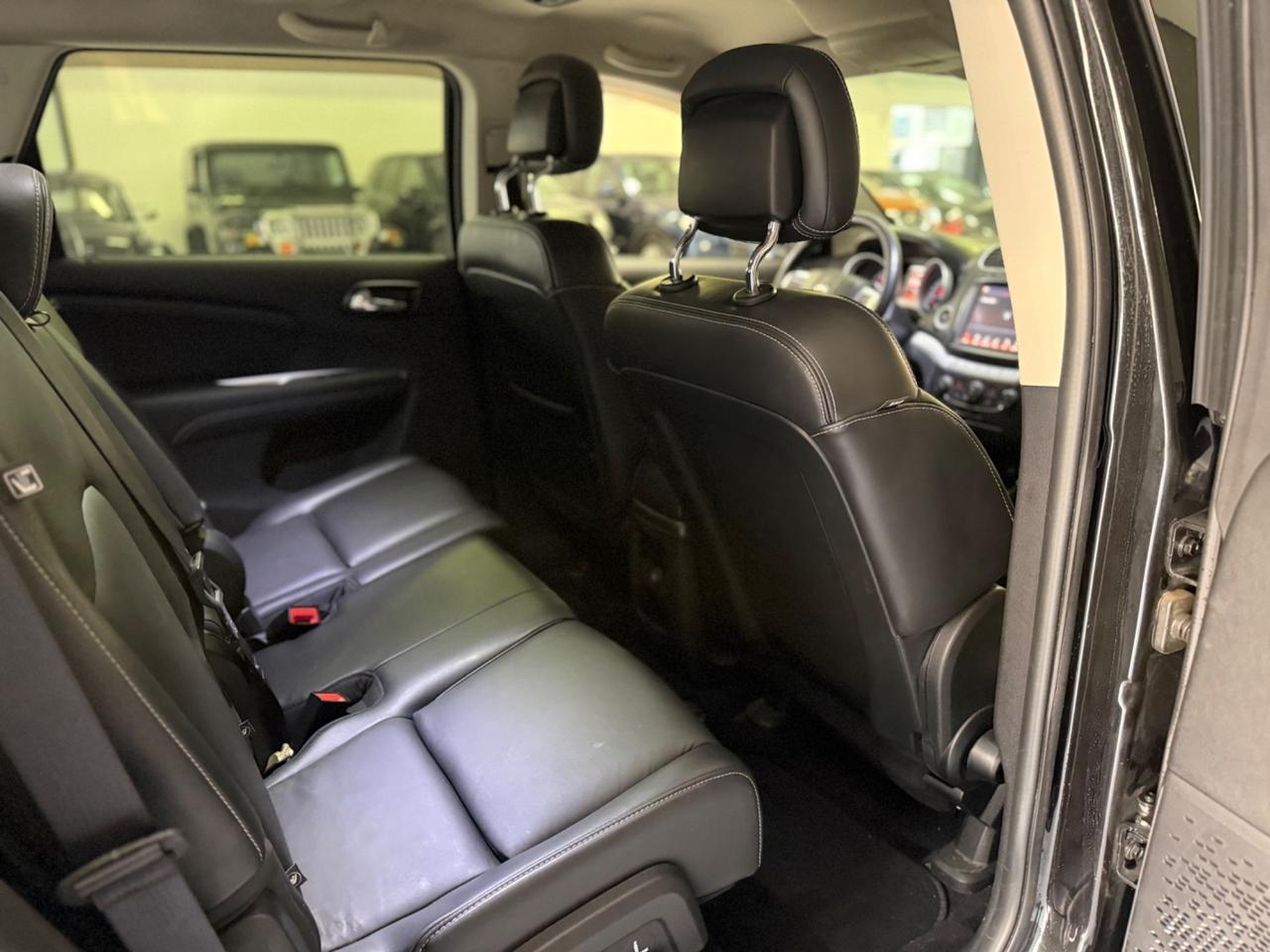 7 POSTI Fiat Freemont 2.0 Mjt 170 CV 4x4 aut. Cross