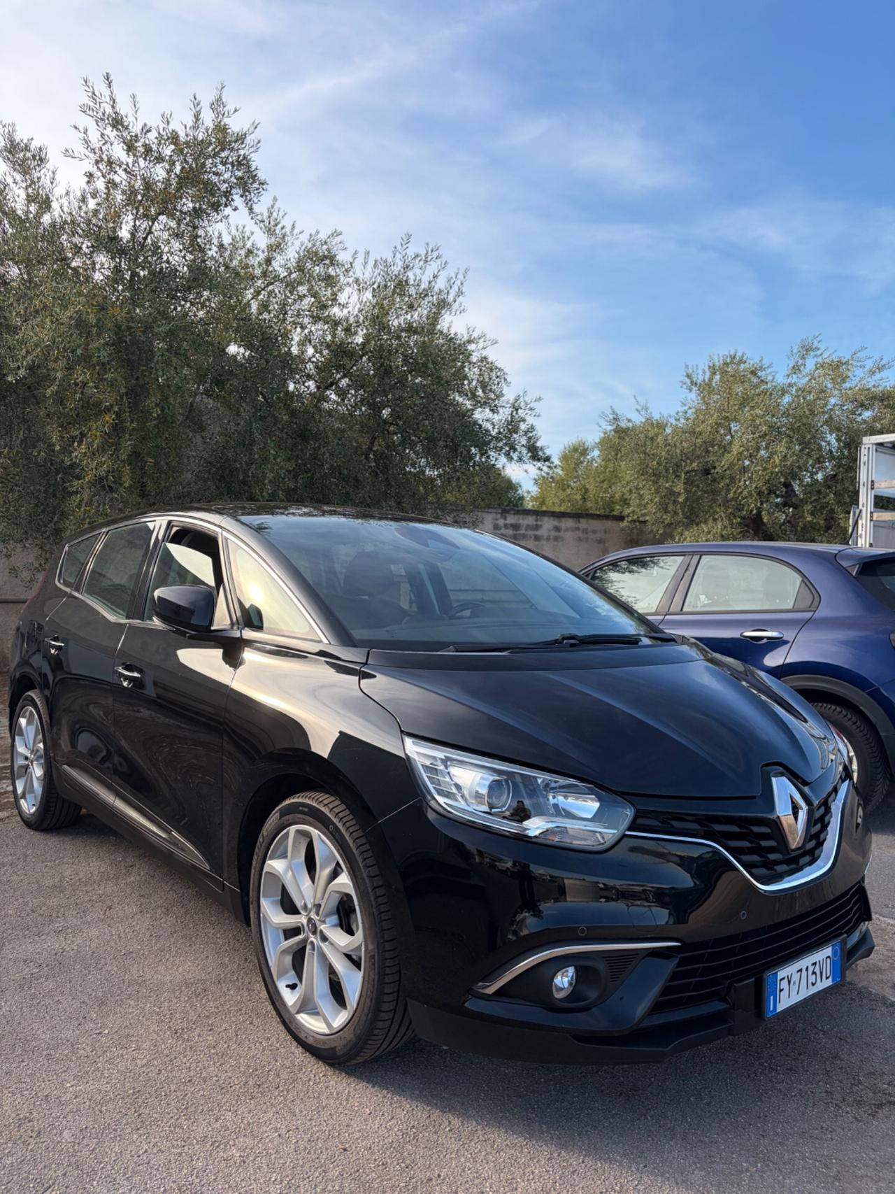 Renault Grand Scenic Blue dCi 120 CV Initiale Paris