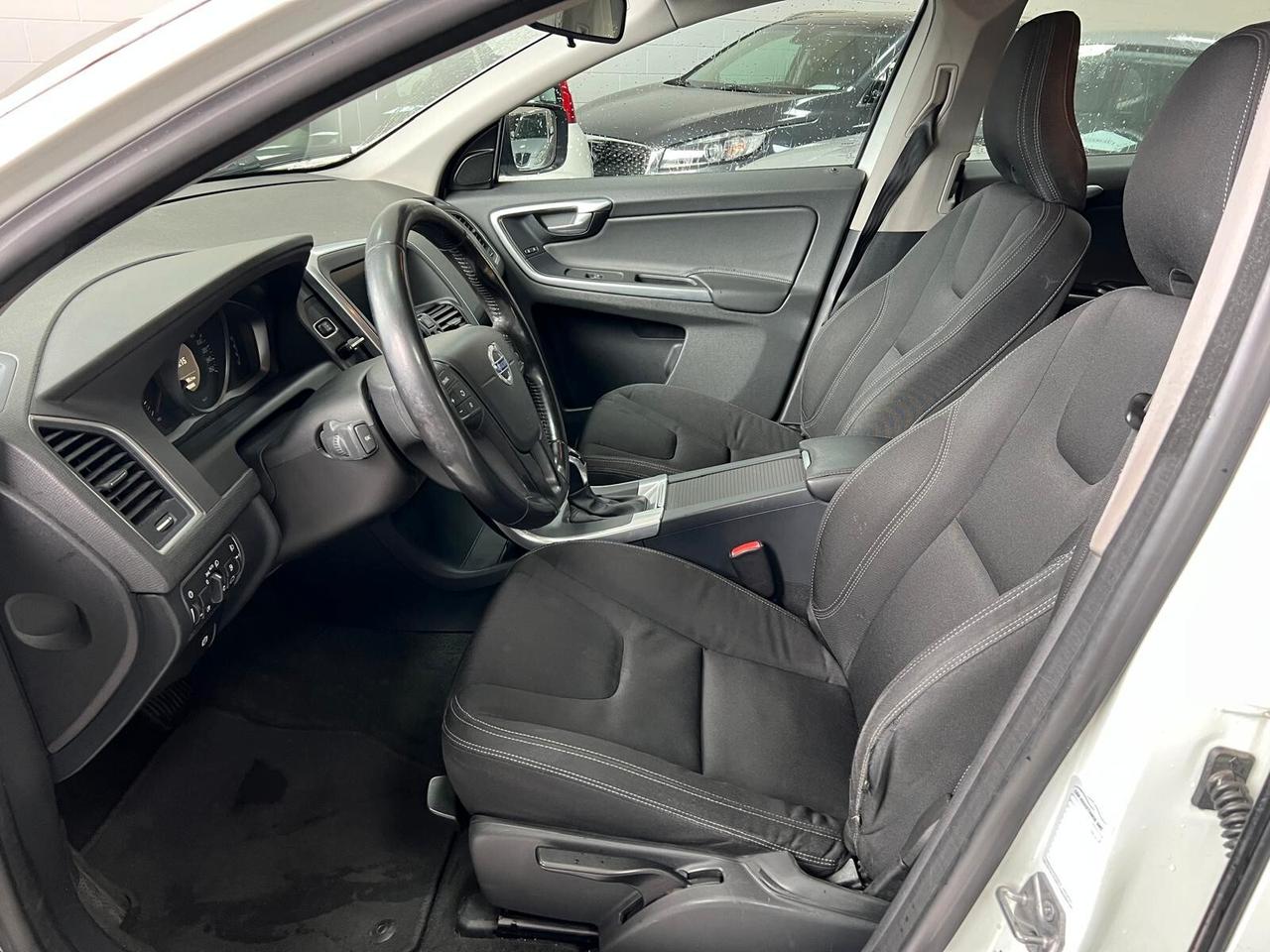 Volvo XC 60 XC60 D5 AWD Kinetic