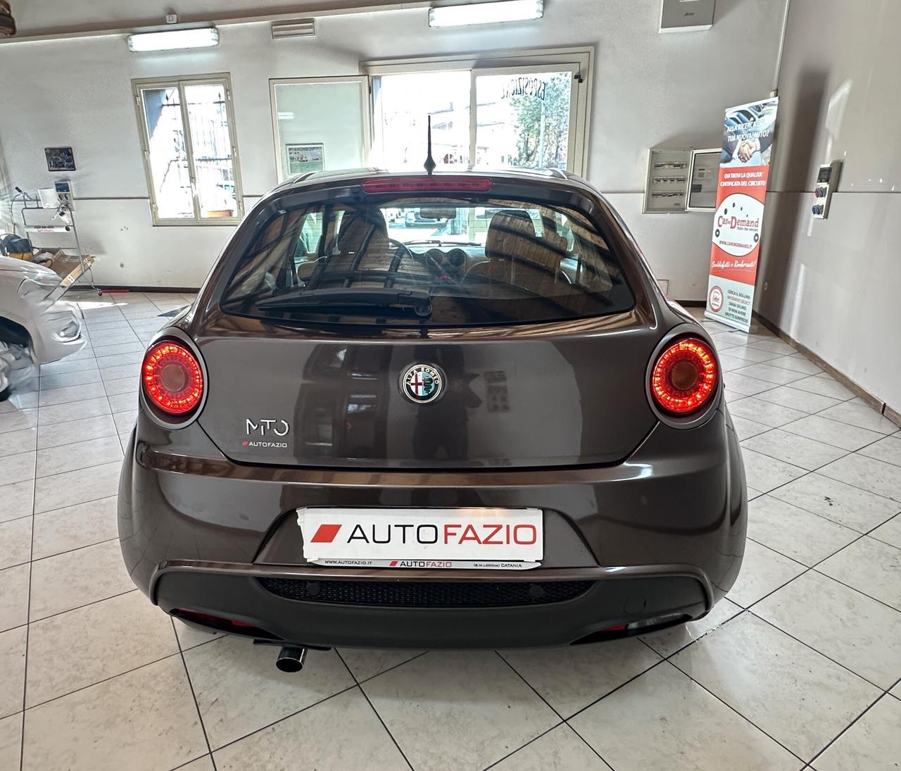 Alfa Romeo MiTo 1.4 78 CV Distinctive Premium Pack