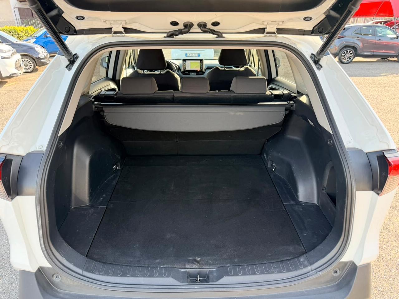 Toyota RAV 4 RAV4 2.5 HV (218CV) E-CVT 2WD Active