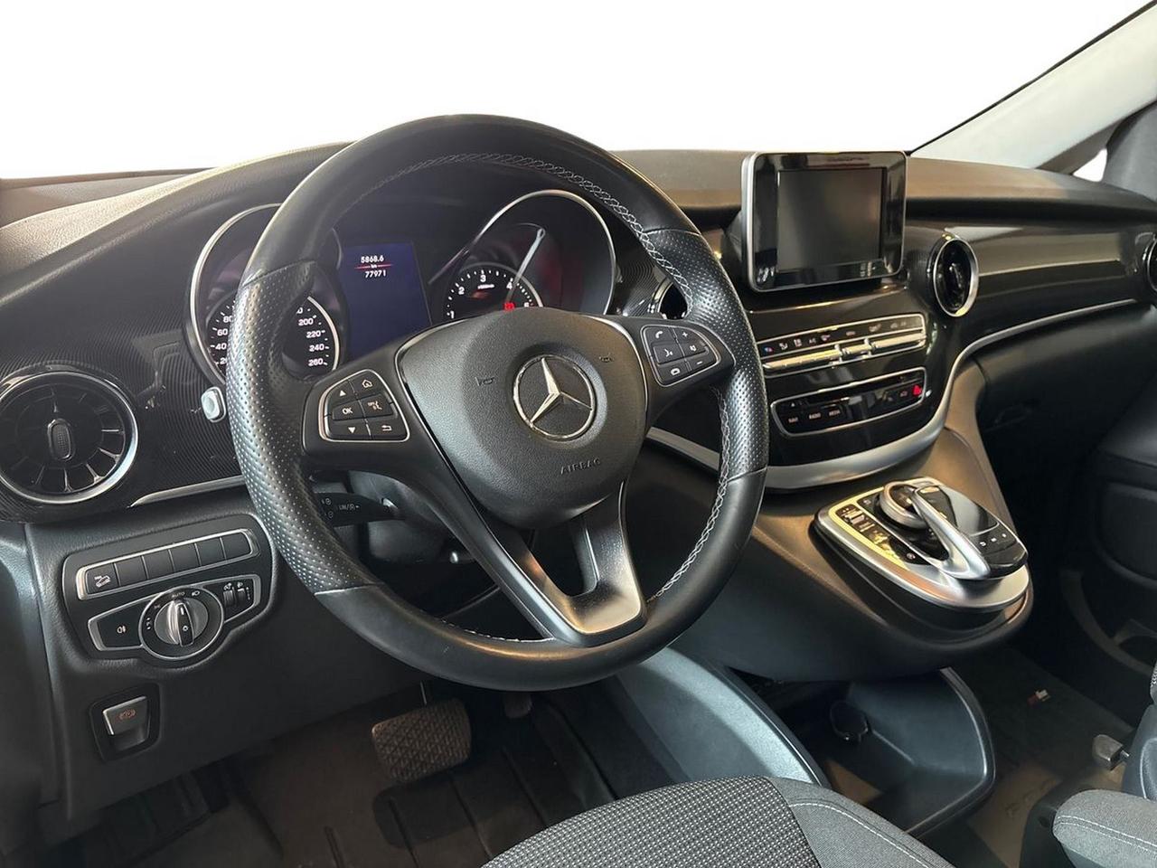Mercedes-Benz Classe V - W447 2019 Long - V Long 250 d Executive 4matic auto