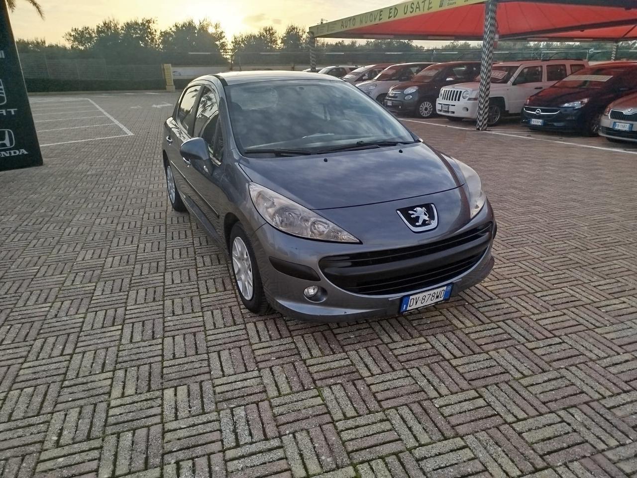 Peugeot 207 1.4 HDi 70CV 5p. Energie Sport