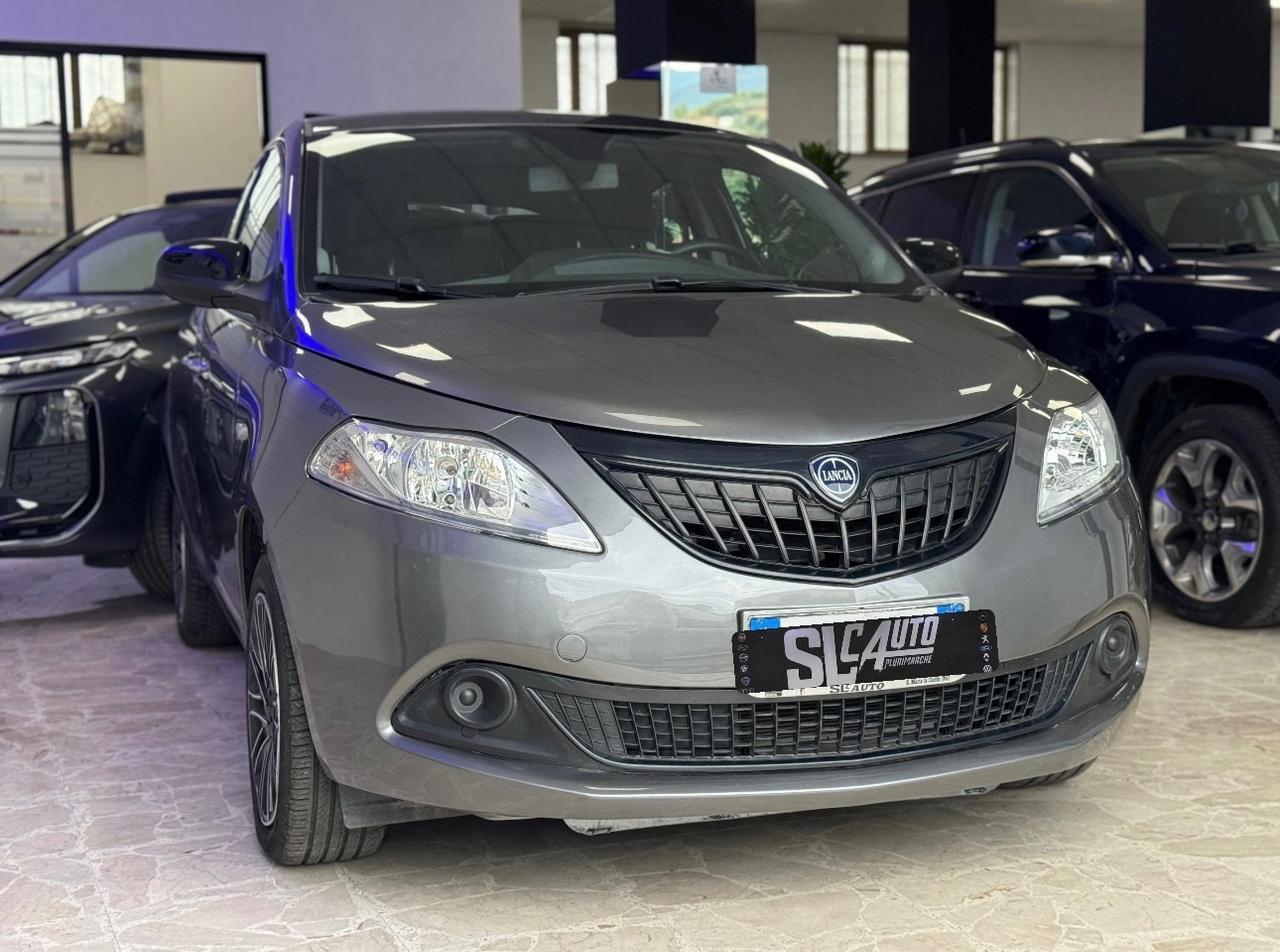Lancia Ypsilon 1.0 FireFly 5 porte S&S Hybrid Alberta Ferretti