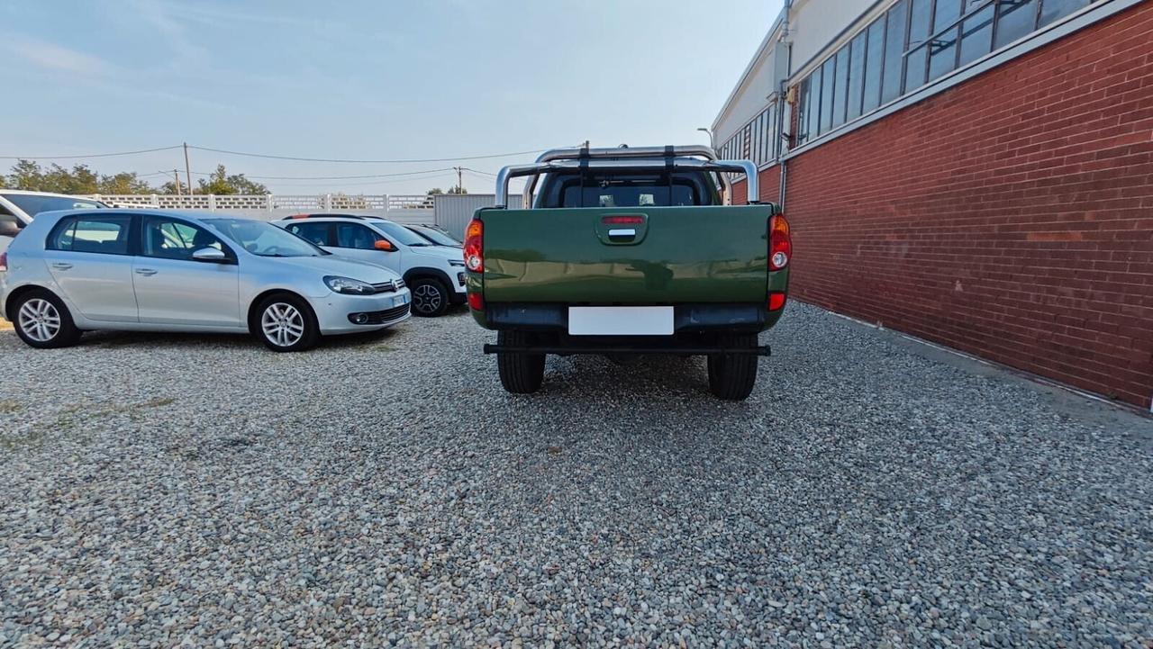 Mitsubishi L200 2.5 DI-D/136CV Club Cab Intense