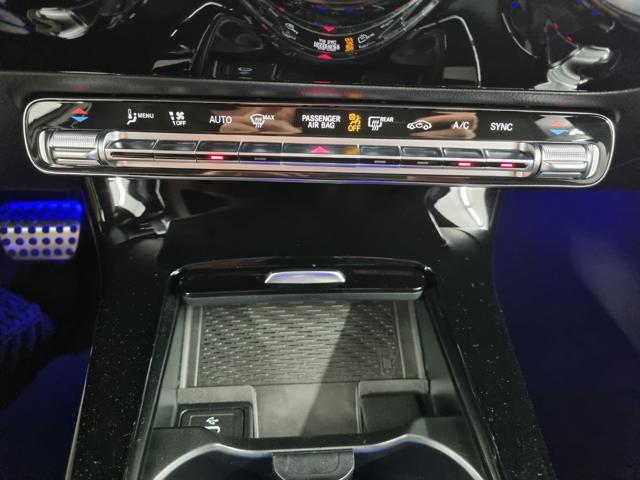 MERCEDES-BENZ A 220 Automatic 4Matic AMG Line Premium 204 CV