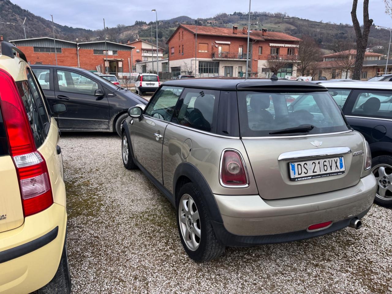 Mini Cooper D 1.6 diesel Automatica PERFETTA