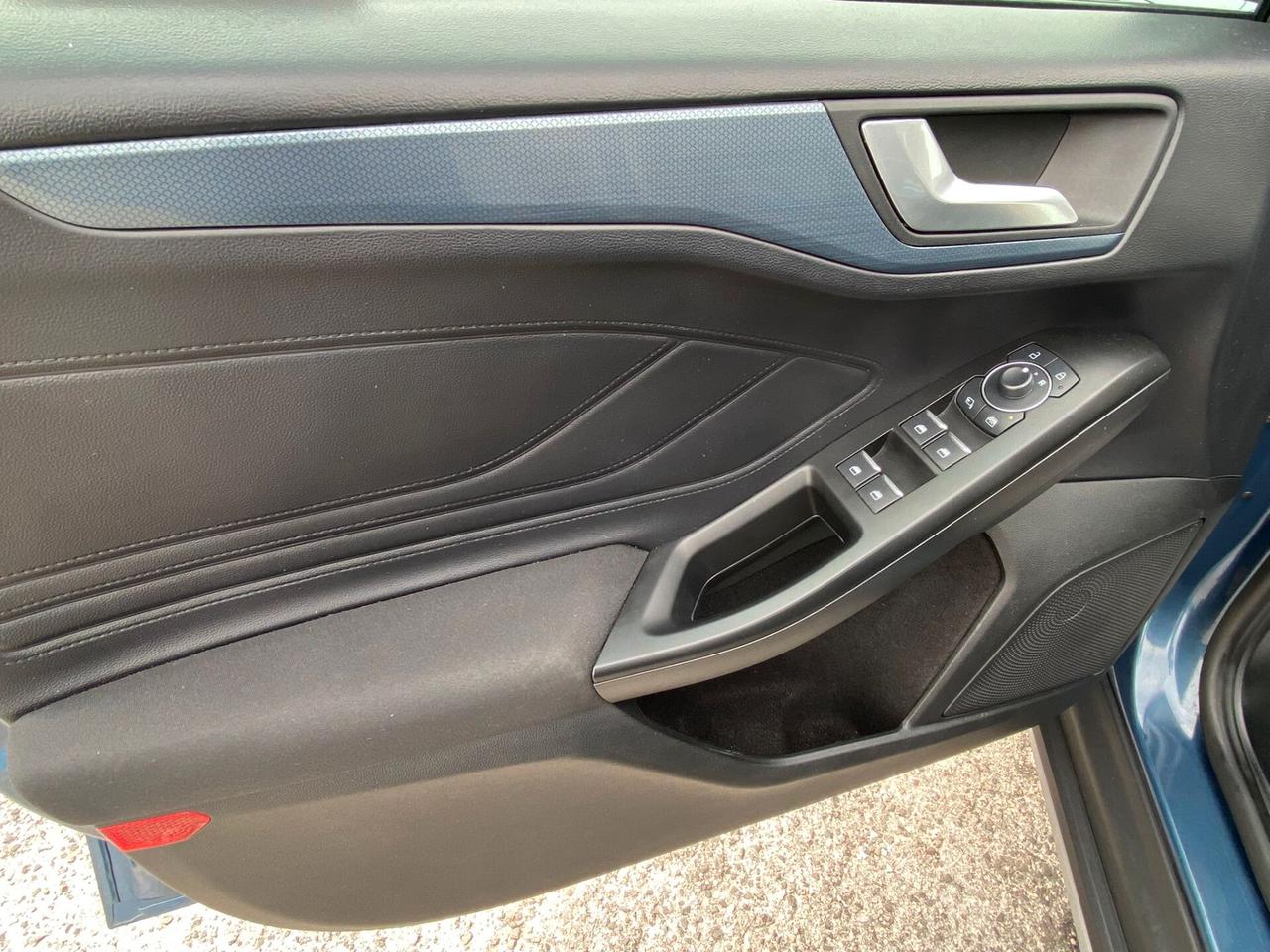 Ford Focus 1.0 EcoBoost Hybrid 125 CV Powershift SW Active