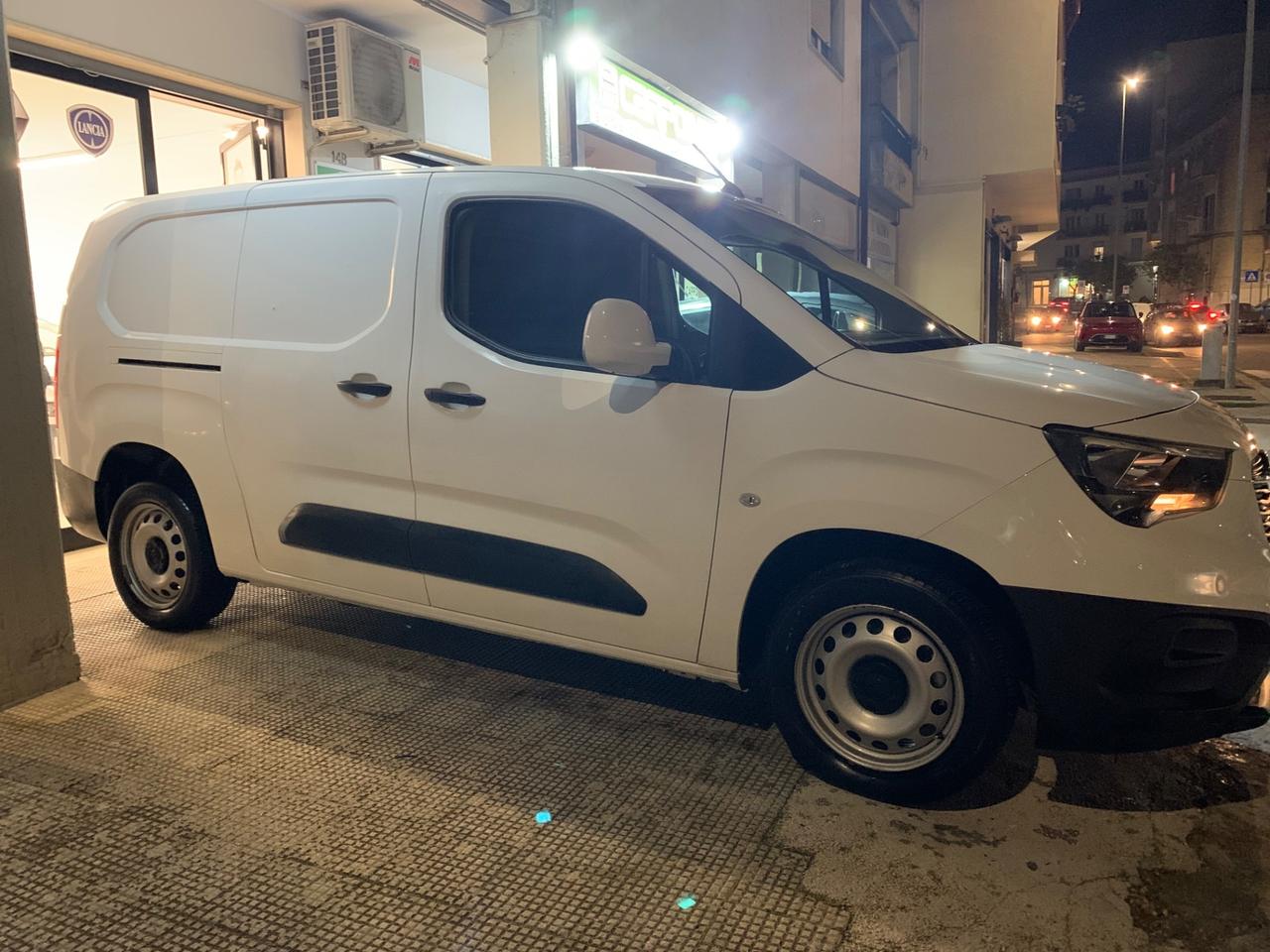 Opel combo 1.5 diesel 2020
