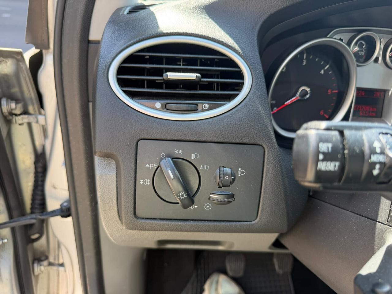 Ford Focus 1.6 TDCi (90CV) 5p. Tit. - Anno 2010