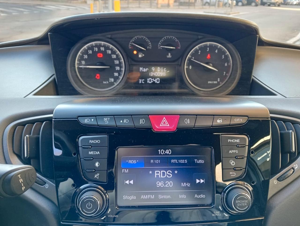 Lancia Ypsilon 1.2 69 CV 5 porte