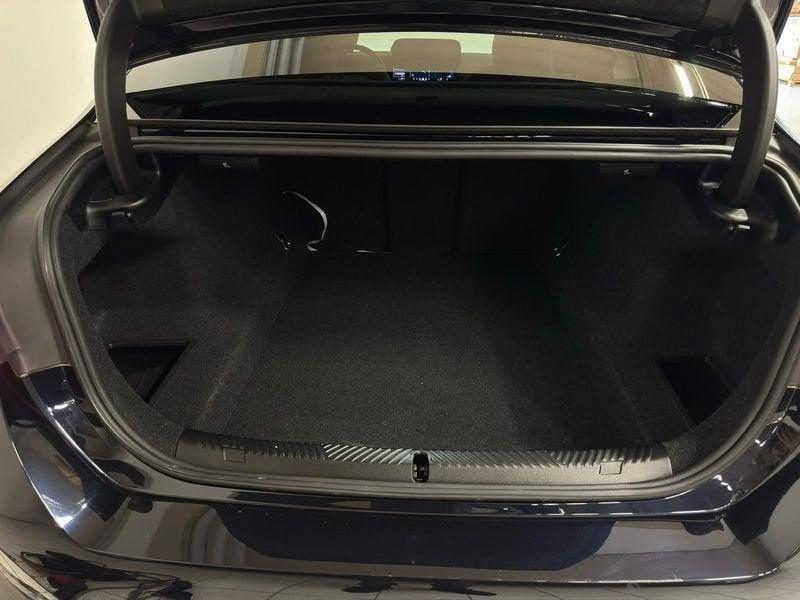 BMW Serie 5 530e sDrive M Sport Pro | TETTO PANORAM. | IVA ESPOSTA