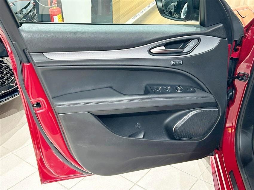 Alfa Romeo Stelvio 2.2 Turbodiesel 210 CV AT8 Q4 Veloce