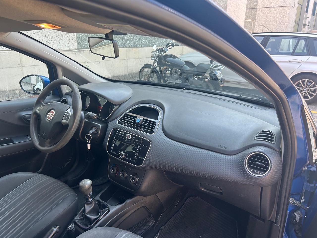 Fiat Punto Evo 1.4 77 CV Dynamic 5 Porte | Clima Bluetooth Cerchi in Lega Uniproprietario