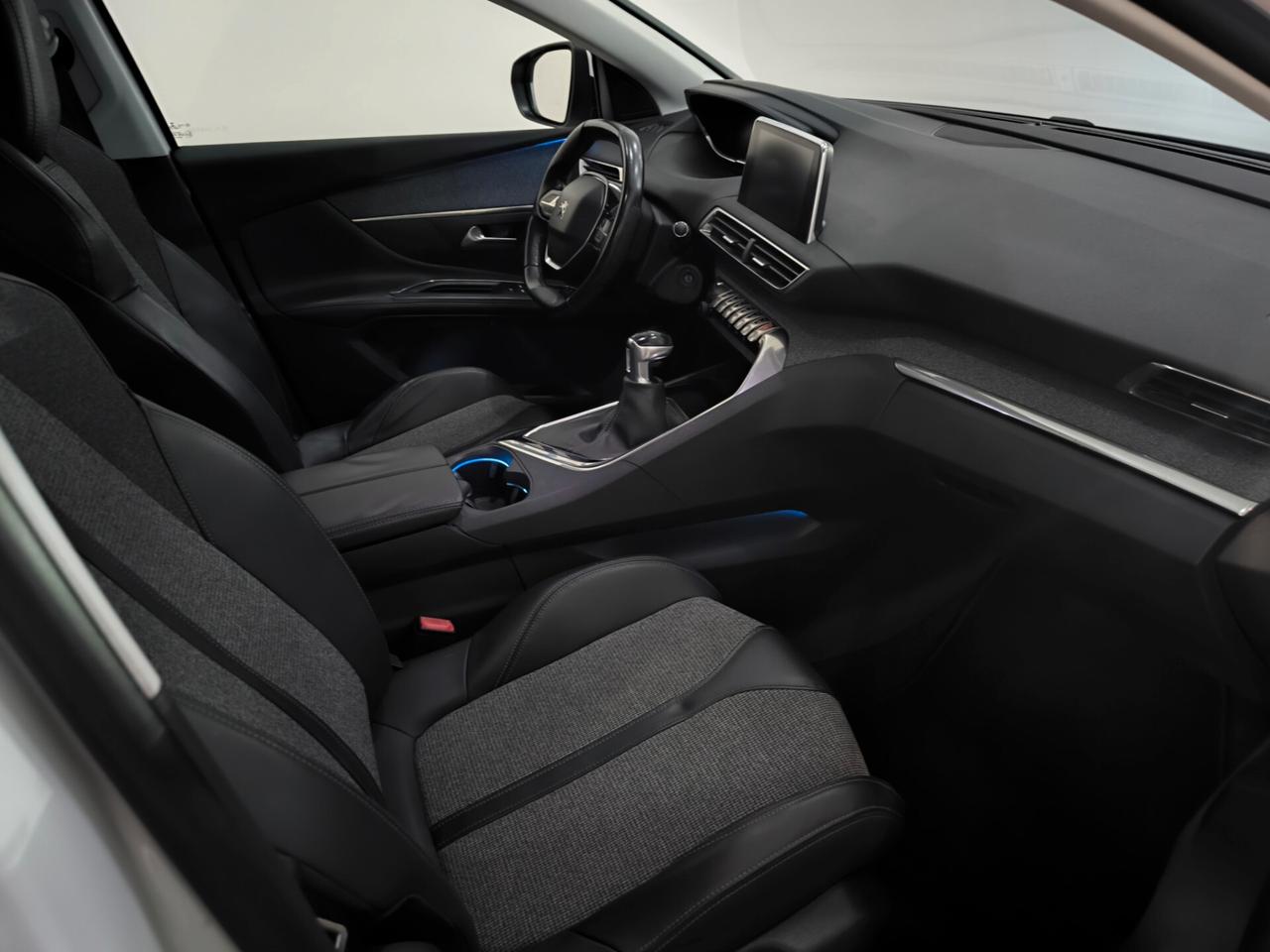 Peugeot 5008 BlueHDi 120 S&S Allure