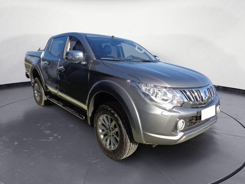 Mitsubishi L200 2.4 DI-D/154CV Double Cab Intense + IVA