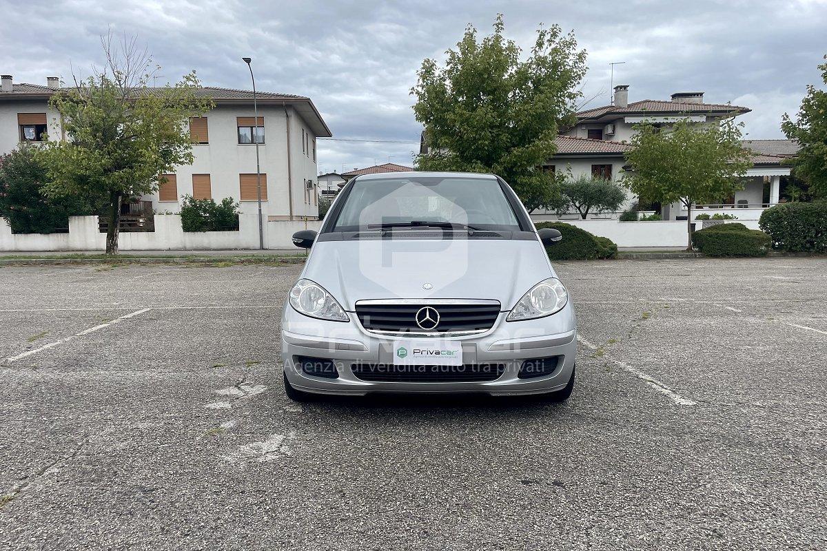 MERCEDES A 150 Classic Basic