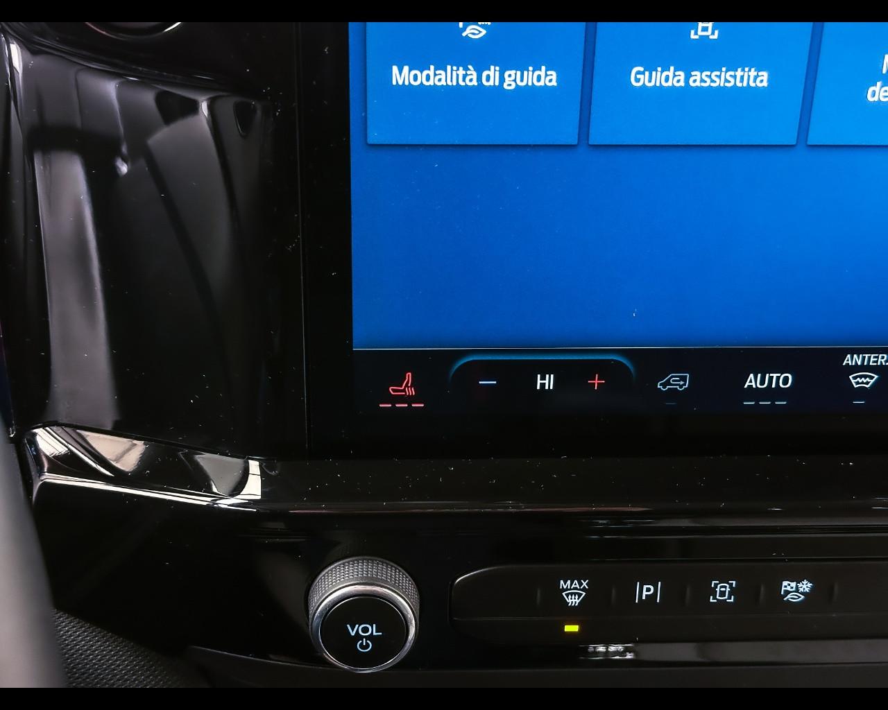 FORD Tourneo Custom 2ªs - Tourneo Custom 320 2.0 EcoBlue 150CV PL Titanium