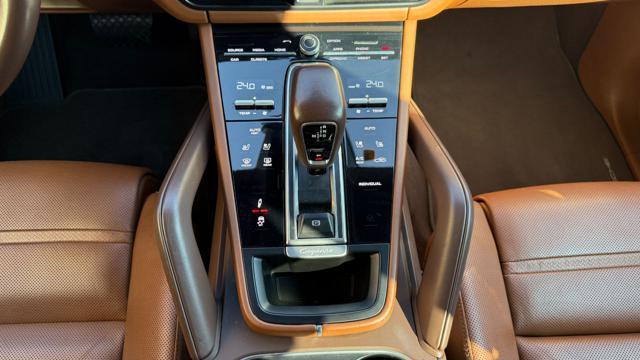 PORSCHE Cayenne 3.0 V6 E-HYBRID 340CV *ITALIANA*PRONTA CONSEGNA*