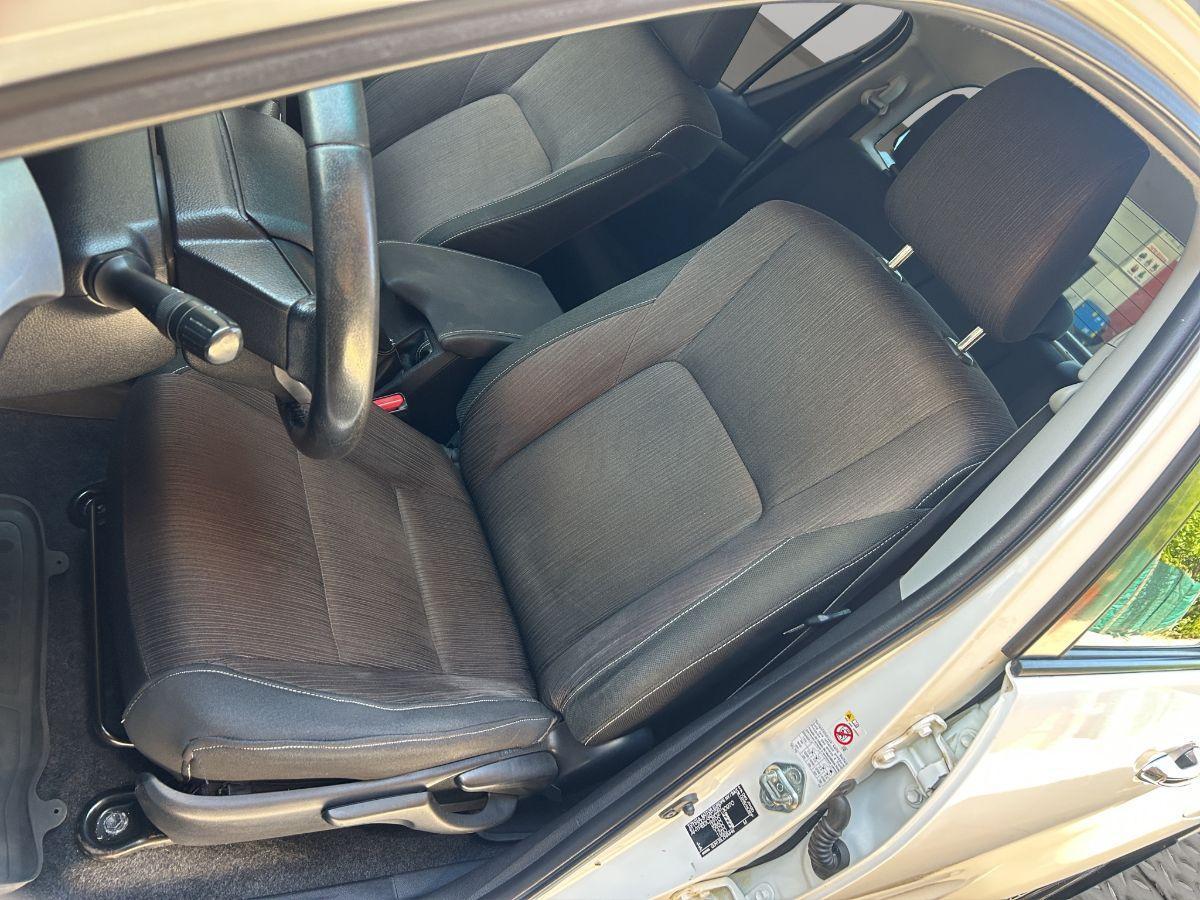 TOYOTA - Hilux - 2.4 d-4d 4x4 EXECUTIVE TELECAMERA + iva