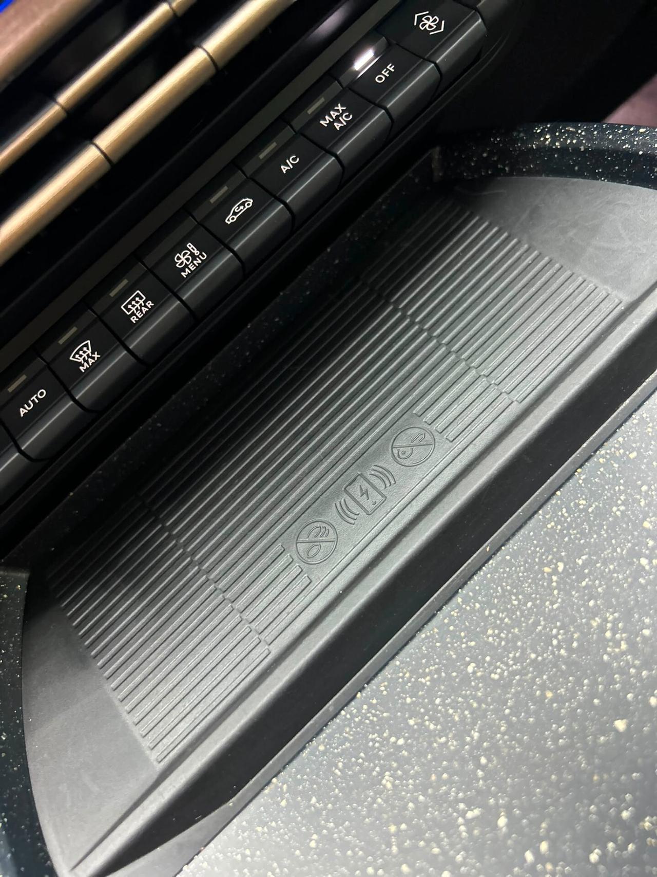 Lancia Ypsilon Hybrid 1.2 100 cv e-DCT LX