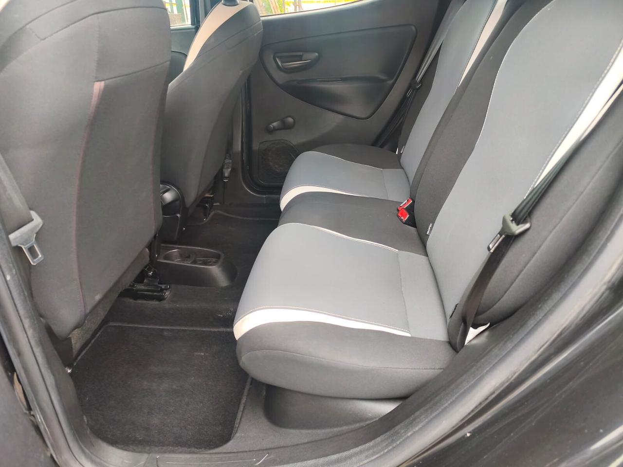 Lancia Ypsilon 1.2 69 CV 5 porte GPL Ecochic Gold
