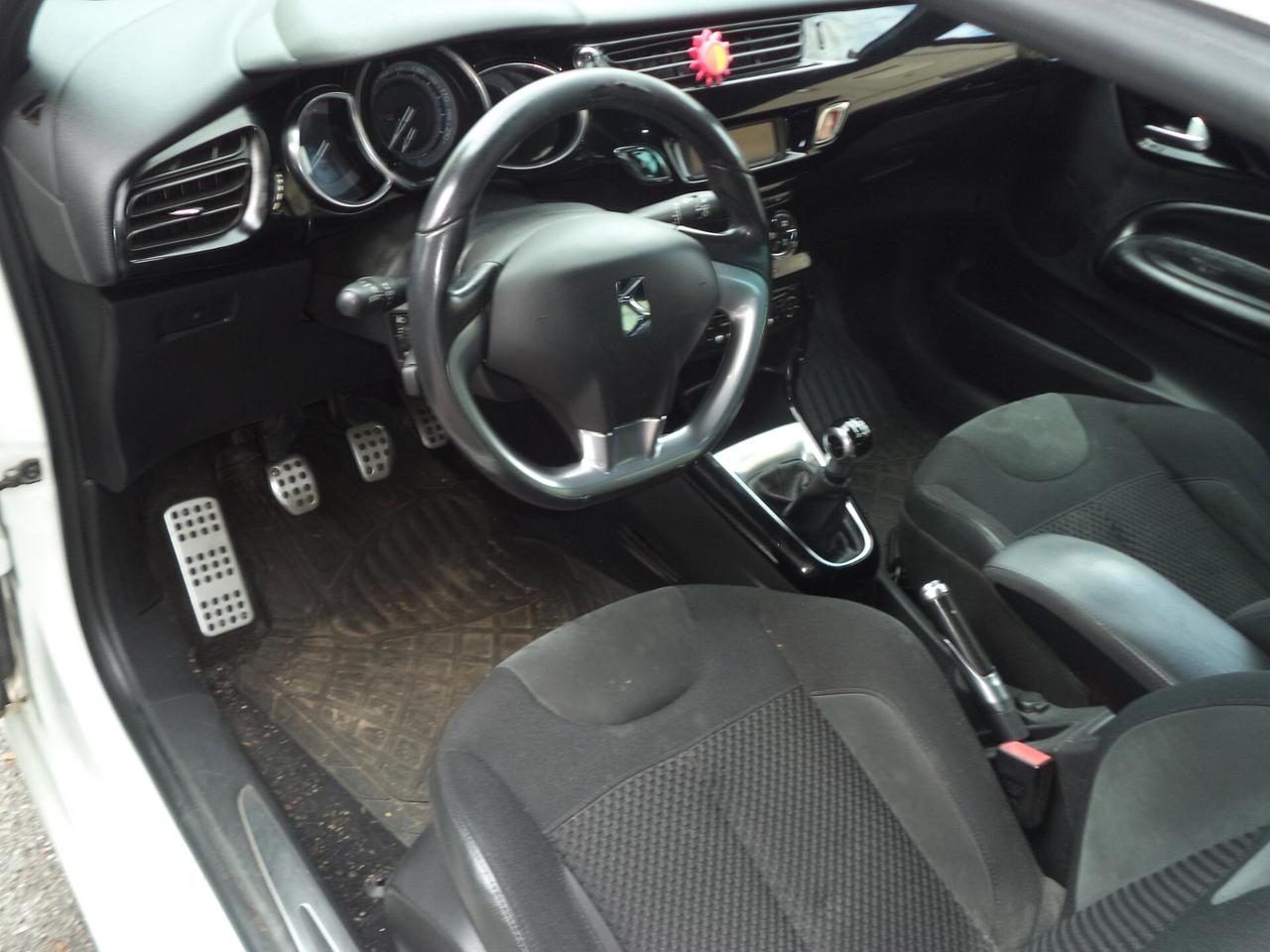 Ds DS3 HDi 70CV So Chic BICOLORE OK NEOPATENTATI CINGHIA FATTA