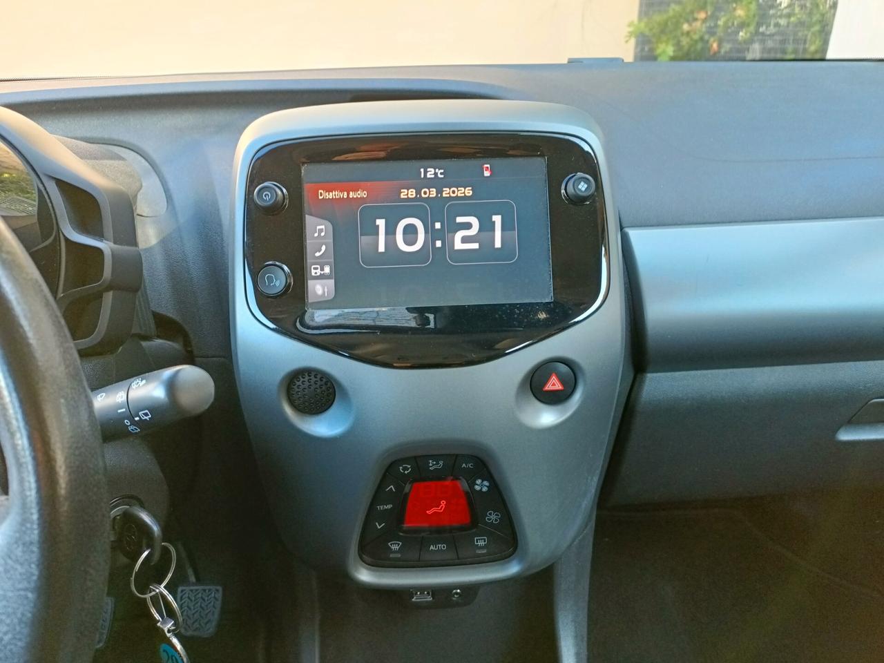 Toyota Aygo Connect 1.0 VVT-i 72 CV 5 porte x-play