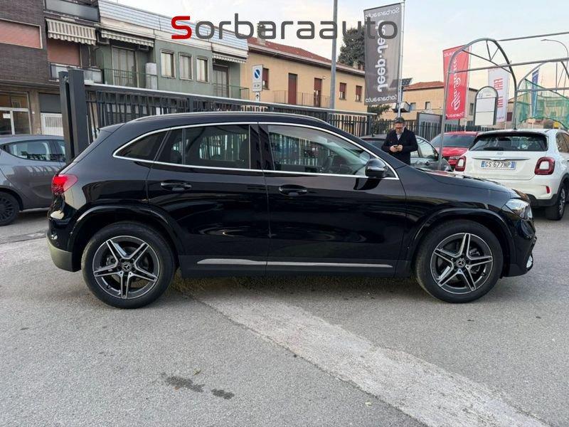 Mercedes-Benz GLA 180 Automatic AMG Line Premium.