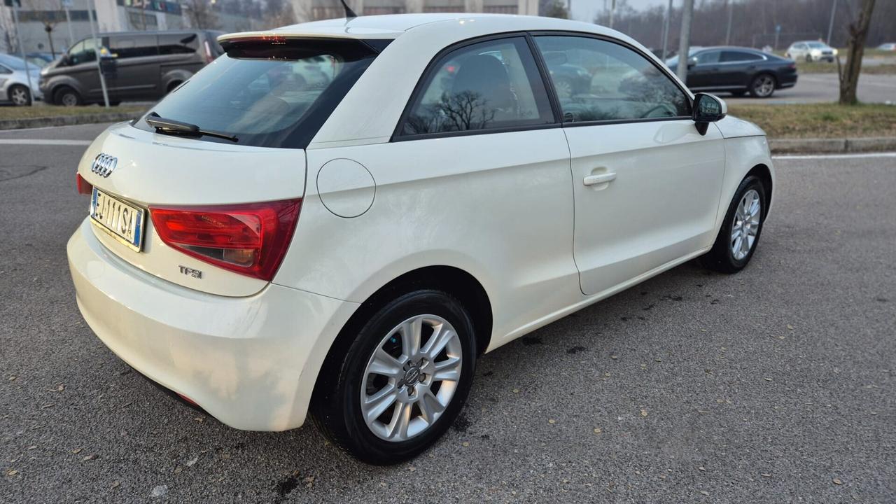 Audi A1 1.2 TFSI Ambition *NEOPATENTATI*