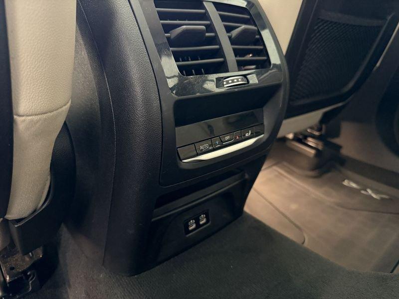 BMW X4 X4 xdrive M40d mhev 48V auto