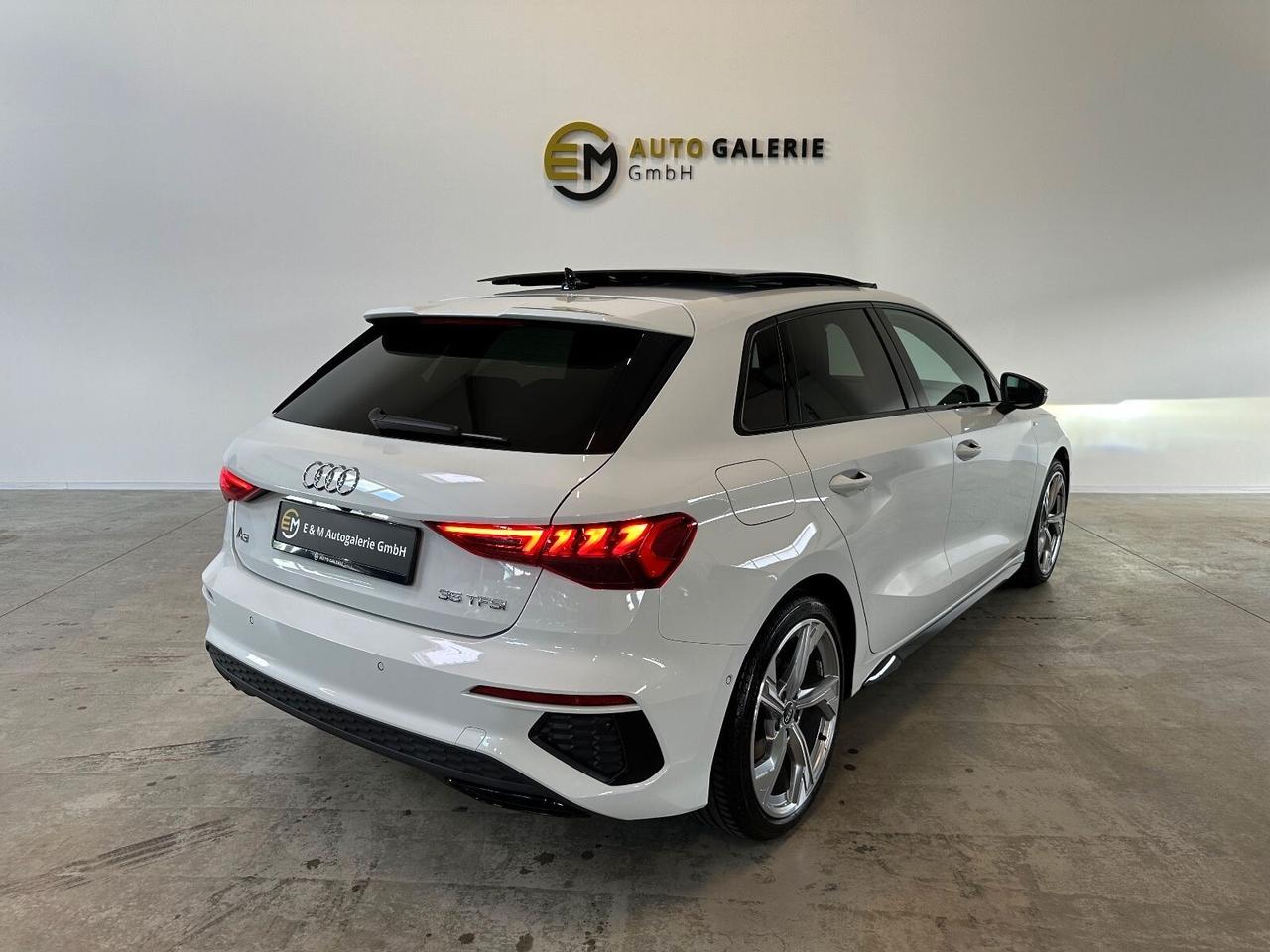 Audi A3 SPB 35 TFSI S line PANO KAM MATRIX