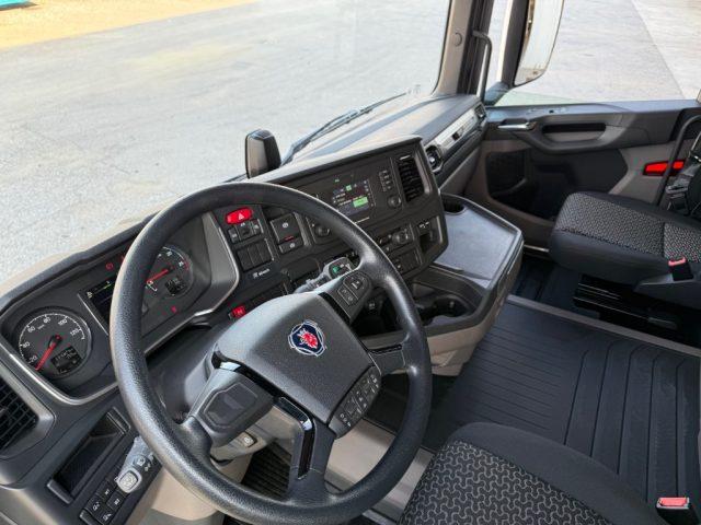 SCANIA R 460