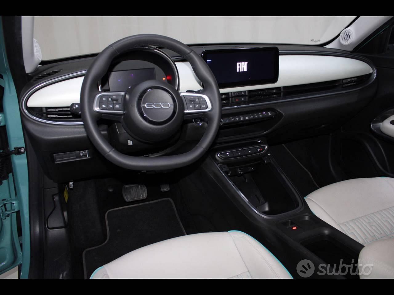 FIAT 600 (2023-->) - 600 Hybrid 110 CV DCT MHEV La