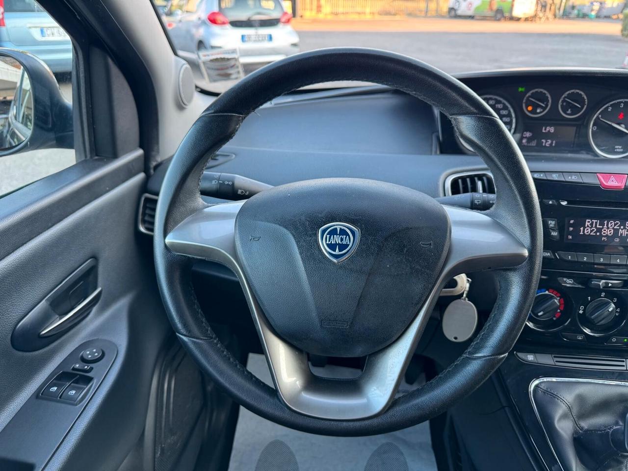 Lancia Ypsilon 1.2 GPL (SCADENZA 2033) ECOCHIC GOLD 2013
