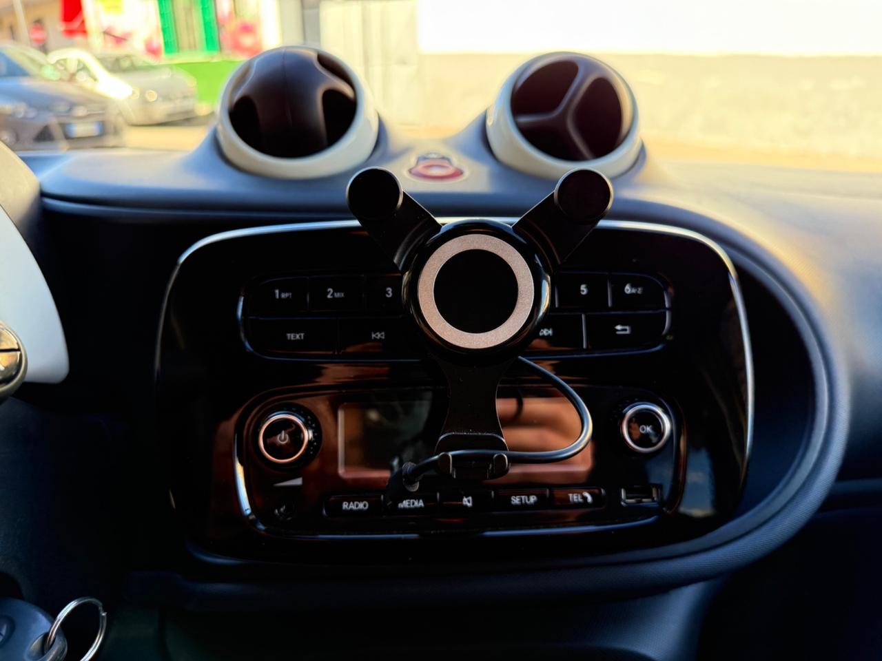 Smart ForFour 70 1.0.