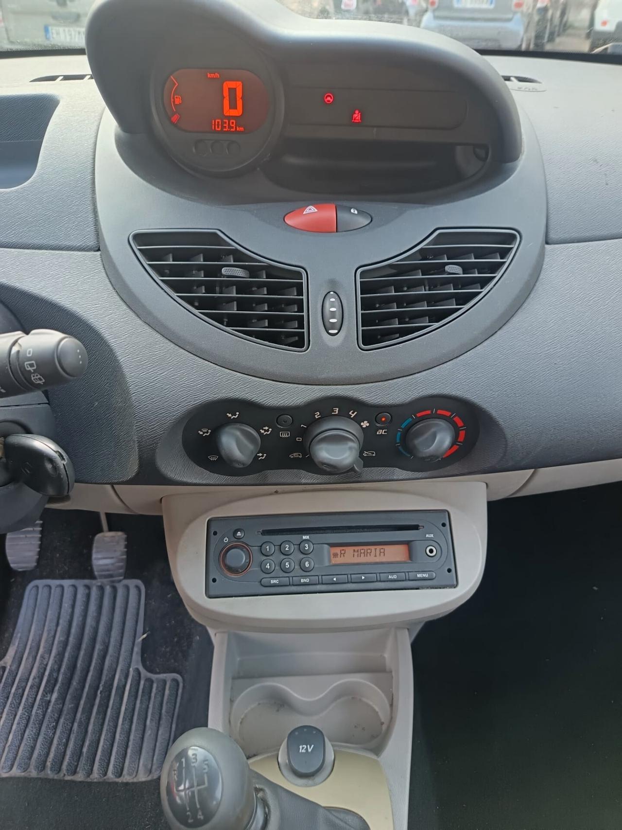 Renault Twingo 1.2 8V Dynamique