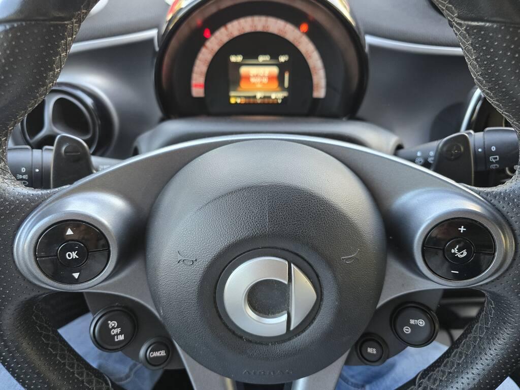 Smart fortwo coupe 0.9 Turbo Passion twinamic