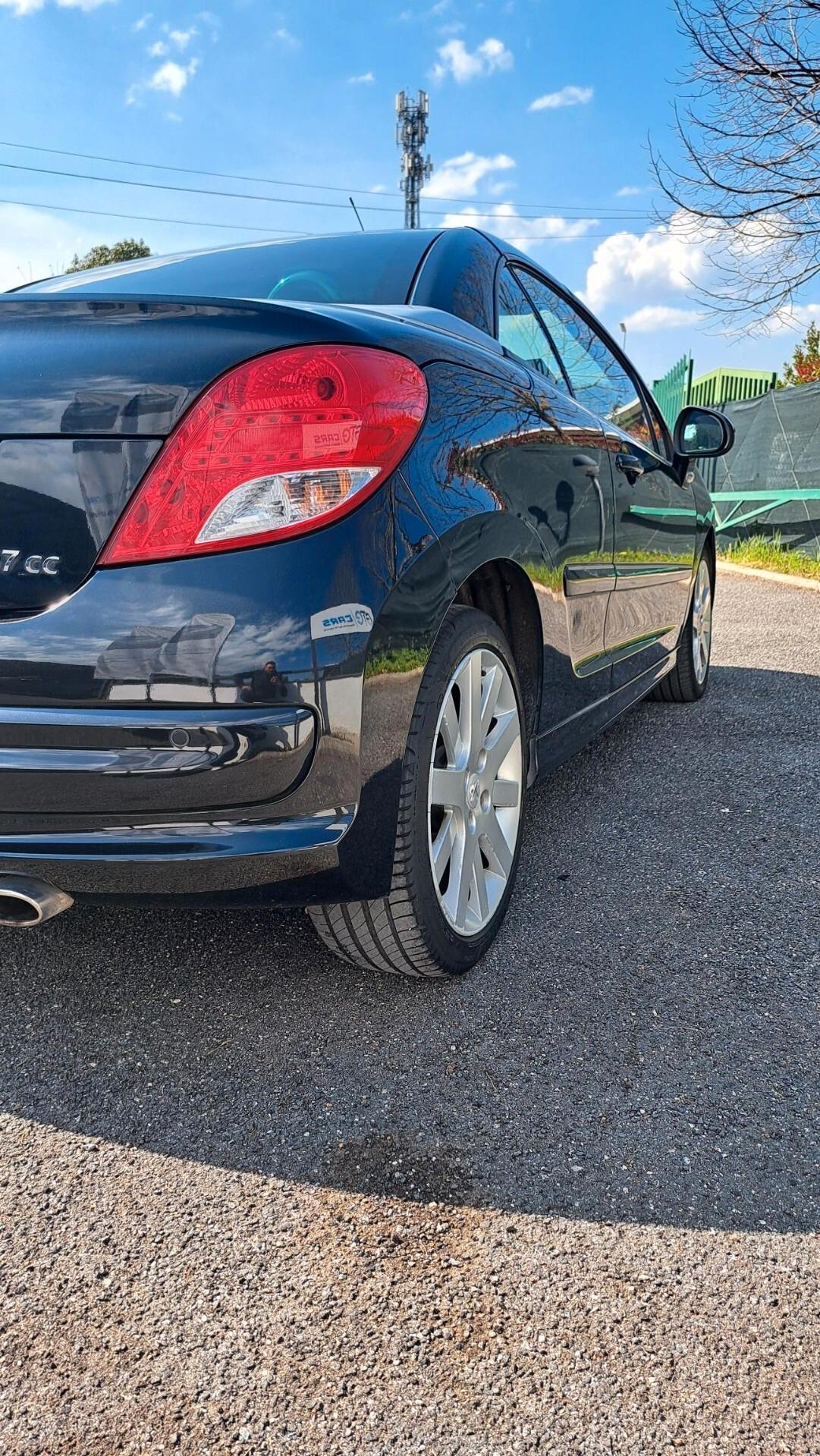 Peugeot 207 CC - 1.6 8V HDi - Allure