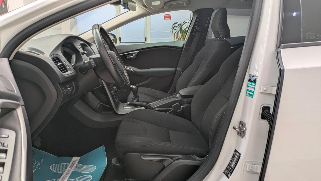 Volvo V40 D2 BUSINESS