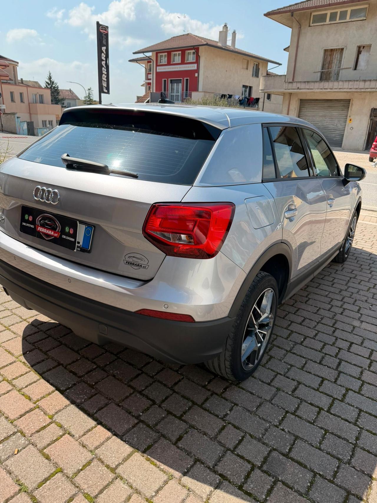 Audi Q2 30 TDI S tronic Identity Black