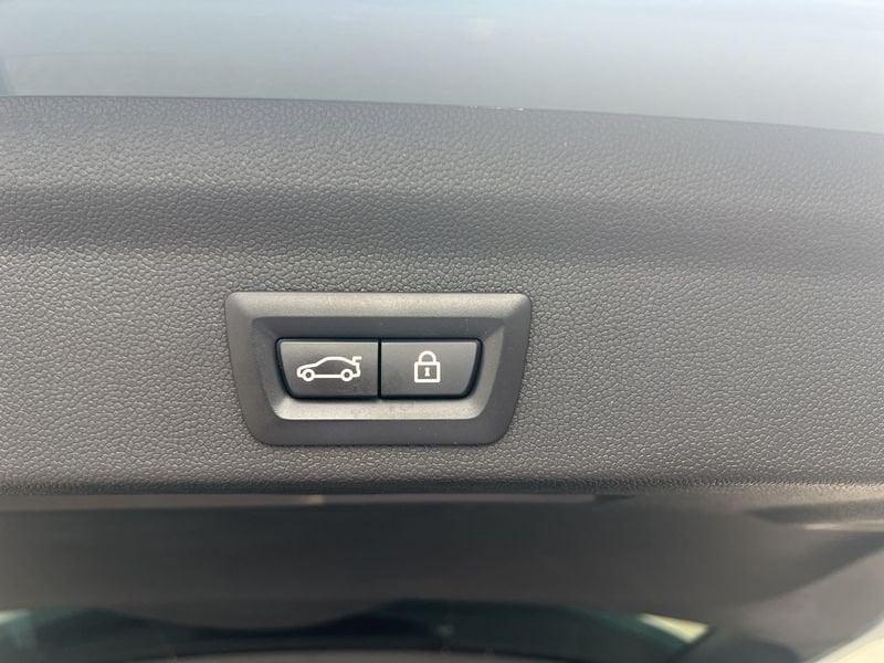 MINI Countryman Cooper D Essential automatica