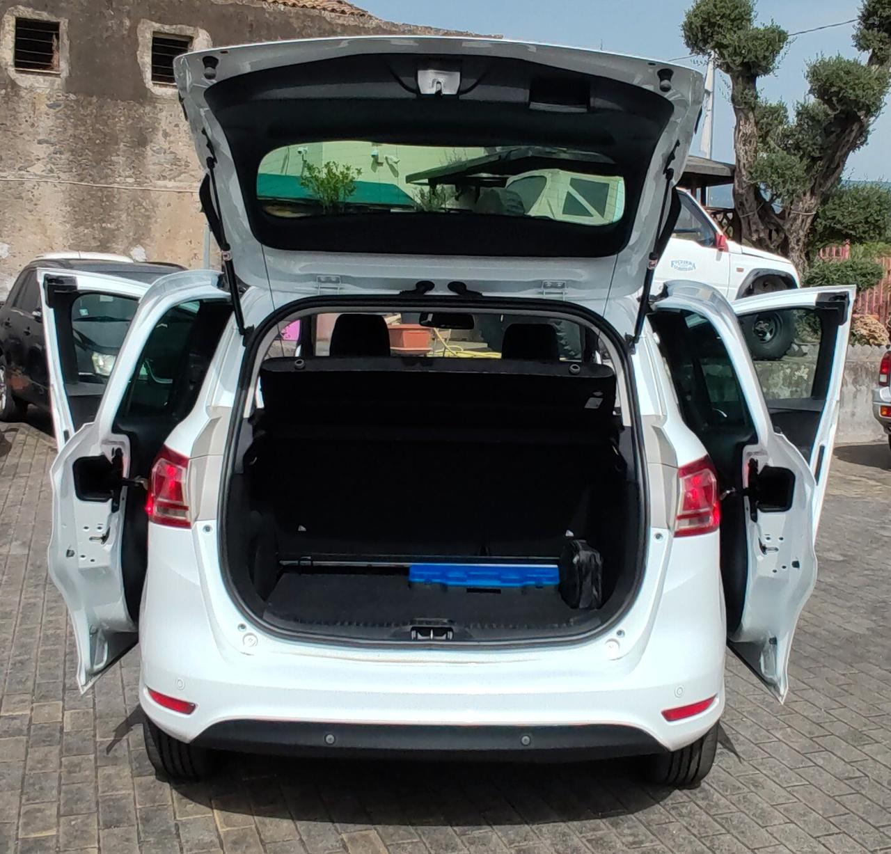 Ford B-Max 1.4 90 CV GPL Titanium