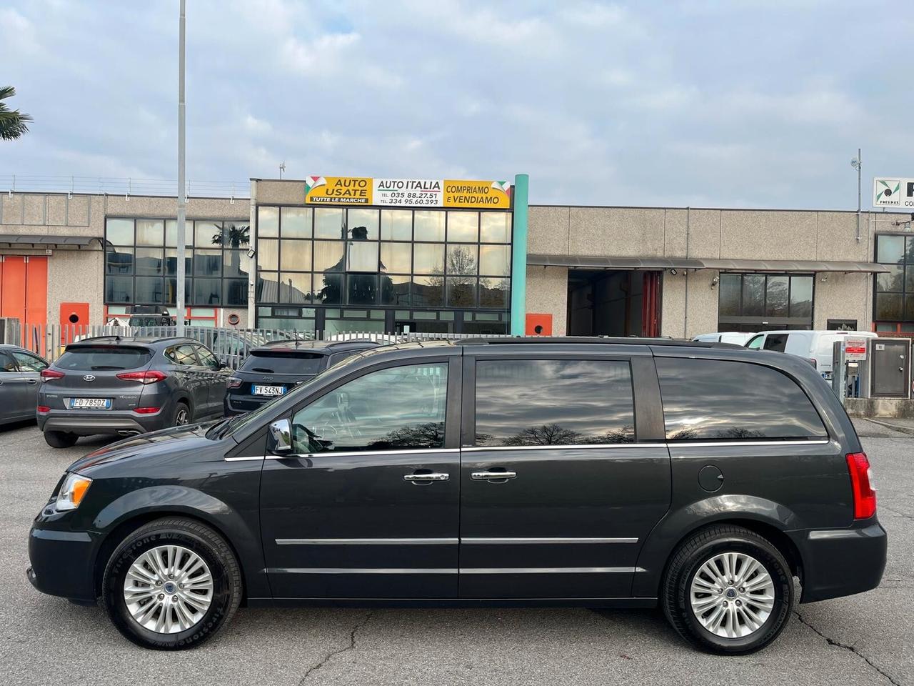 Lancia Voyager 2.8 Turbodiesel 163 CV