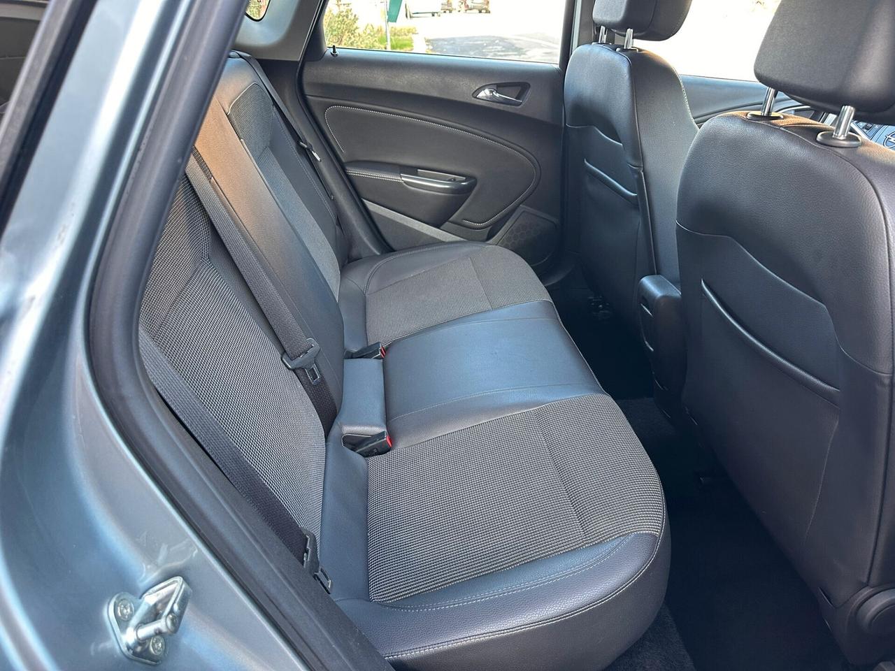 Opel Astra 1.7 CDTI 110CV EcoFLEX S&S 5 porte Cosmo